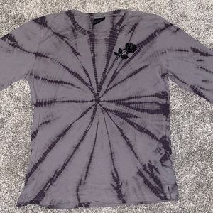 Long sleeve tye dye gray shirt